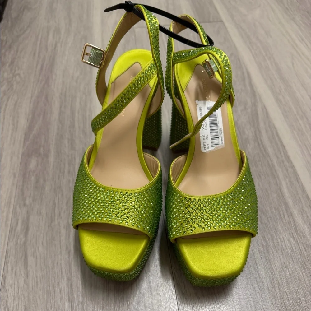 NWT Antonio Melani Babs Rhinestone Platform Heels Size 8 Lime Green